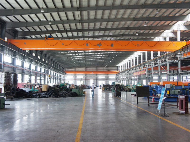 LH型雙梁橋式起重機(jī)-8.jpg LH型雙梁橋式起重機(jī)