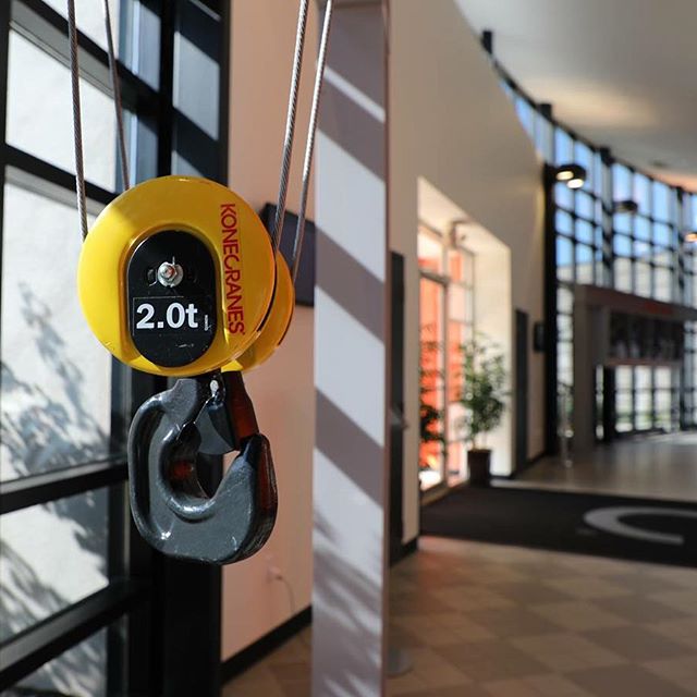 22860364_327174157754503_9048118572106121216_n - 副本.jpg